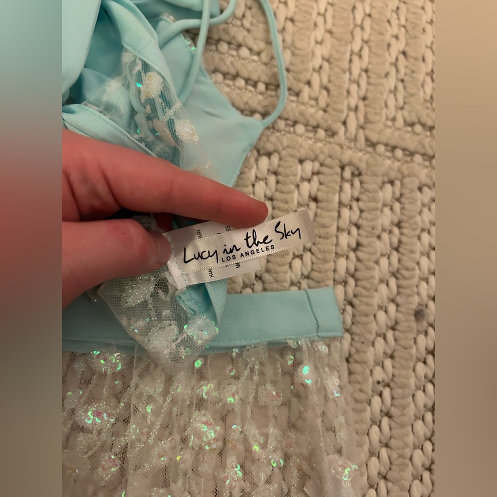 Lucy in the Sky Women’s S Blue White Festival Inspired Sequined Bra & Skirt Set - Picture 11 of 13
